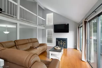 27 Bloomingdale Dr #3C, Hillsborough Township, NJ 08844 - Photo 3