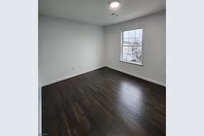 222 Lt G Zamorski Dr, Elizabeth, NJ 07206 - Photo 17