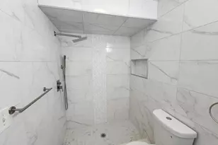 222 Lt G Zamorski Dr, Elizabeth, NJ 07206 - Photo 21