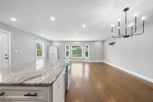 2 Brandywyne Dr, Florham Park, NJ 07932 - Photo 7