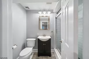 2 Brandywyne Dr, Florham Park, NJ 07932 - Photo 19