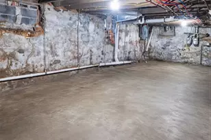 24 Sanford St, Trenton, NJ 08618 - Photo 11