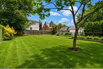 521 E Blancke St, Linden, NJ 07036 - Photo 25