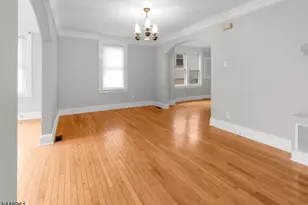 521 E Blancke St, Linden, NJ 07036 - Photo 5