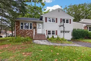 305 William St, Scotch Plains Township, NJ 07076 - Photo 3