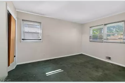 305 William St, Scotch Plains Township, NJ 07076 - Photo 9