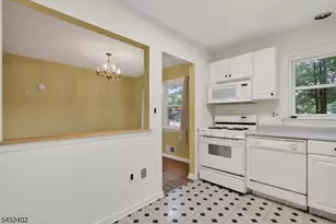 305 William St, Scotch Plains Township, NJ 07076 - Photo 19