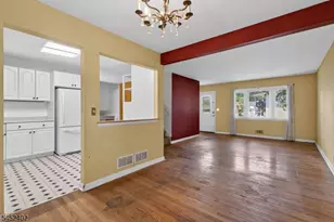 305 William St, Scotch Plains Township, NJ 07076 - Photo 15