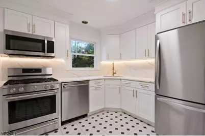 305 William St, Scotch Plains Township, NJ 07076 - Photo 21