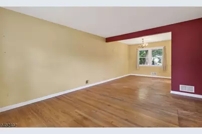 305 William St, Scotch Plains Township, NJ 07076 - Photo 13