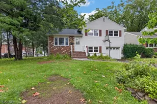305 William St, Scotch Plains Township, NJ 07076 - Photo 5