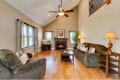114 Brandon Ct, Branchburg Township, NJ 08853 - Photo 13