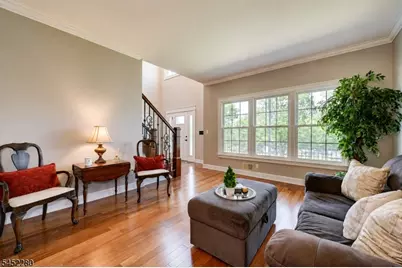 114 Brandon Ct, Branchburg Township, NJ 08853 - Photo 5