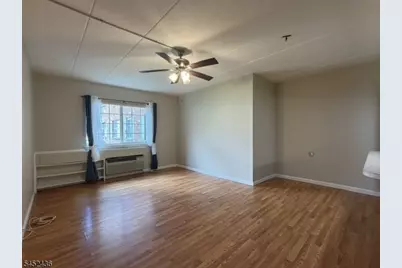 255 Tucker Ave #136, Union Township, NJ 07083 - Photo 9