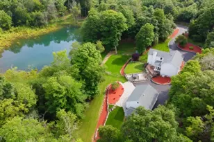 200 Longhouse Dr, West Milford, NJ 07421 - Photo 5
