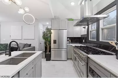 600 Belleville Ave, Belleville, NJ 07109 - Photo 7