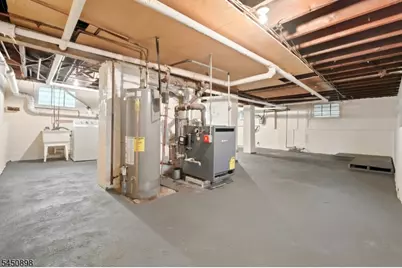888 Lake St, Newark, NJ 07104 - Photo 31