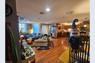 79-93 Montgomery St 4F, Paterson, NJ 07501 - Photo 17