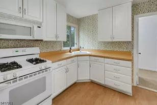 50 Mountainview Rd, Chatham Township, NJ 07928 - Photo 5