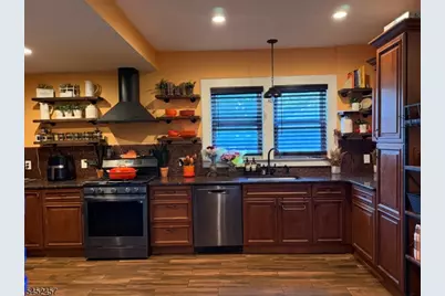 608 Huntington Ave, Plainfield, NJ 07060 - Photo 3
