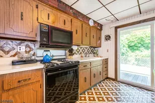 123 6th St, Wood Ridge, NJ 07075 - Photo 5