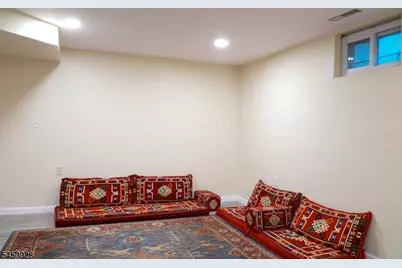 150 Farragut Ave, Middlesex, NJ 08846 - Photo 15