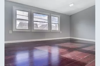 156 Crystal St, North Arlington, NJ 07031 - Photo 3