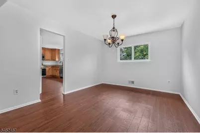 30 Wordsworth Ln, Lopatcong Township, NJ 08865 - Photo 9