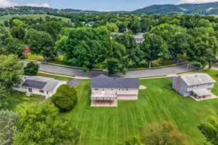 30 Wordsworth Ln, Lopatcong Township, NJ 08865 - Photo 5