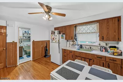 130 Rowland Ave, Clifton, NJ 07012 - Photo 5