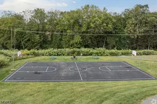 101 Limerick Ln, Lopatcong Township, NJ 08865 - Photo 17