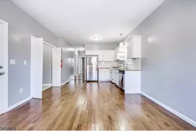 342 Sanford Ave, Newark, NJ 07106 - Photo 1