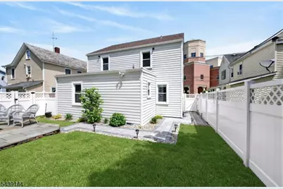 12 Capner St, Flemington, NJ 08822 - Photo 5