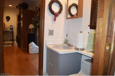 27 3rd Ave, Roseland, NJ 07068 - Photo 17