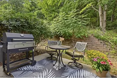 37 Woodmont Dr, Randolph Township, NJ 07869 - Photo 5