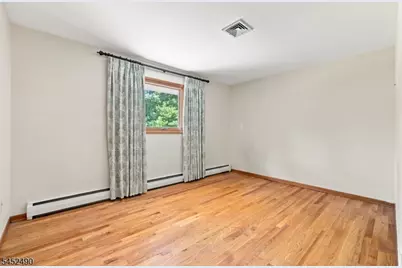 470 Blue Ridge Ave, Piscataway Township, NJ 08854 - Photo 21