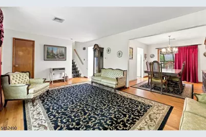 470 Blue Ridge Ave, Piscataway Township, NJ 08854 - Photo 9