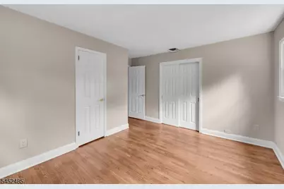 8 Cedar Ln, Roseland, NJ 07068 - Photo 29