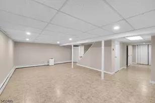8 Cedar Ln, Roseland, NJ 07068 - Photo 35