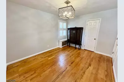 410 Lexington Ave, Cranford Township, NJ 07016 - Photo 9