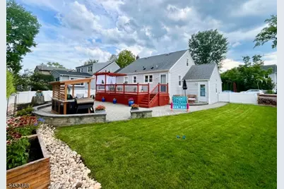 410 Lexington Ave, Cranford Township, NJ 07016 - Photo 23