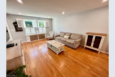 410 Lexington Ave, Cranford Township, NJ 07016 - Photo 3