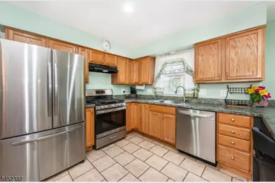 80 Lake Pochung Rd, Vernon, NJ 07461 - Photo 13