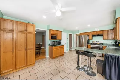 80 Lake Pochung Rd, Vernon, NJ 07461 - Photo 15