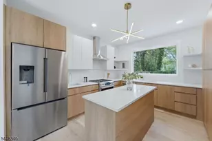 126 Fieldstone Dr, Springfield, NJ 07081 - Photo 15