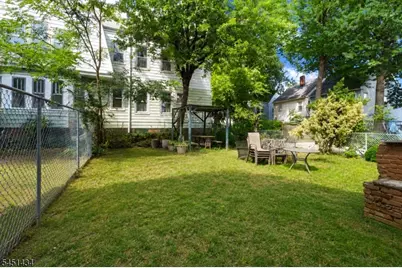 239 17th Ave, Paterson, NJ 07504 - Photo 31