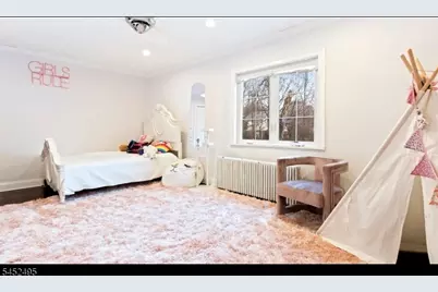 33 Johnson Ave, Teaneck Township, NJ 07666 - Photo 9