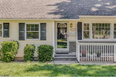 77 Pine St, Newton, NJ 07860 - Photo 3