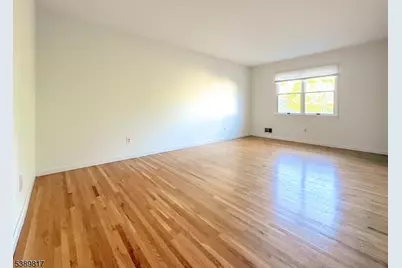 8 Magnolia Ct #8B, Madison, NJ 07940 - Photo 11