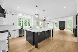 237 Mountainside Rd, Mendham Township, NJ 07945 - Photo 15
